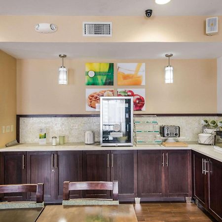 Quality Inn & Suites Quincy - Downtown Εξωτερικό φωτογραφία