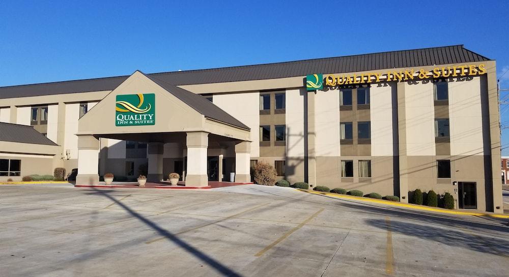 Quality Inn & Suites Quincy - Downtown Εξωτερικό φωτογραφία
