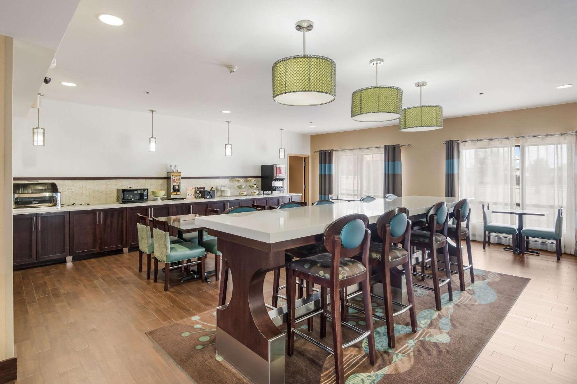 Quality Inn & Suites Quincy - Downtown Εξωτερικό φωτογραφία
