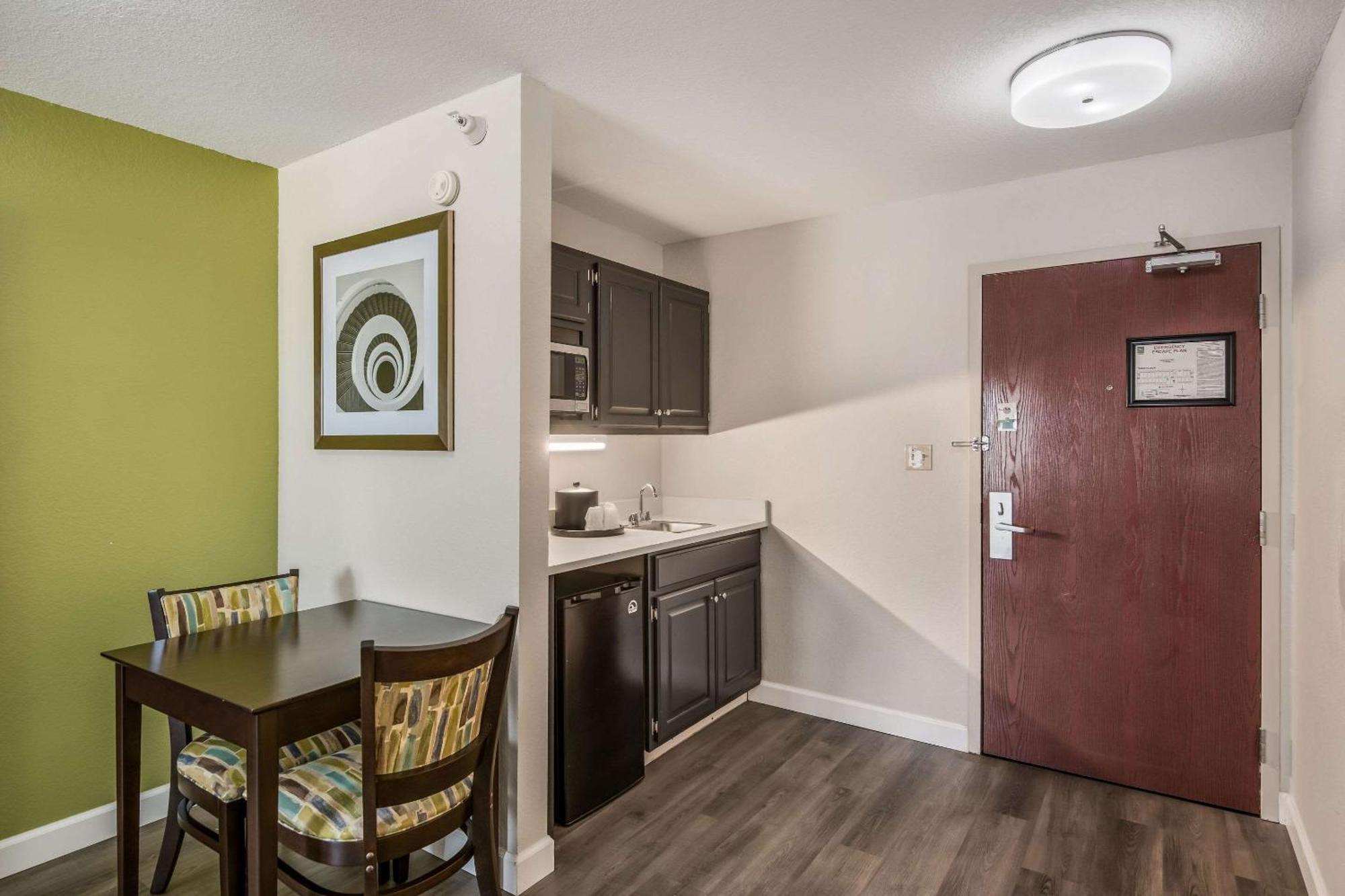 Quality Inn & Suites Quincy - Downtown Εξωτερικό φωτογραφία