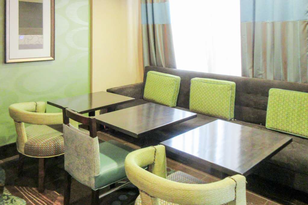 Quality Inn & Suites Quincy - Downtown Εσωτερικό φωτογραφία